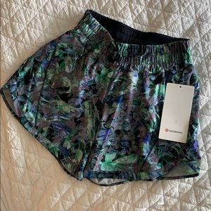 Women’s Lululemon shorts